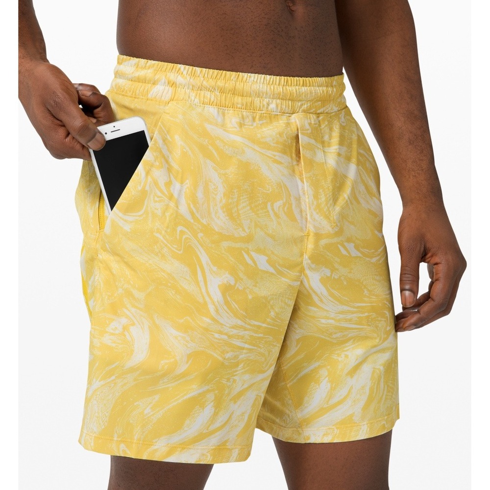 Lululemon‎ Pace Breaker Shorts 9" Men's Small Yellow Linerless Running Gym